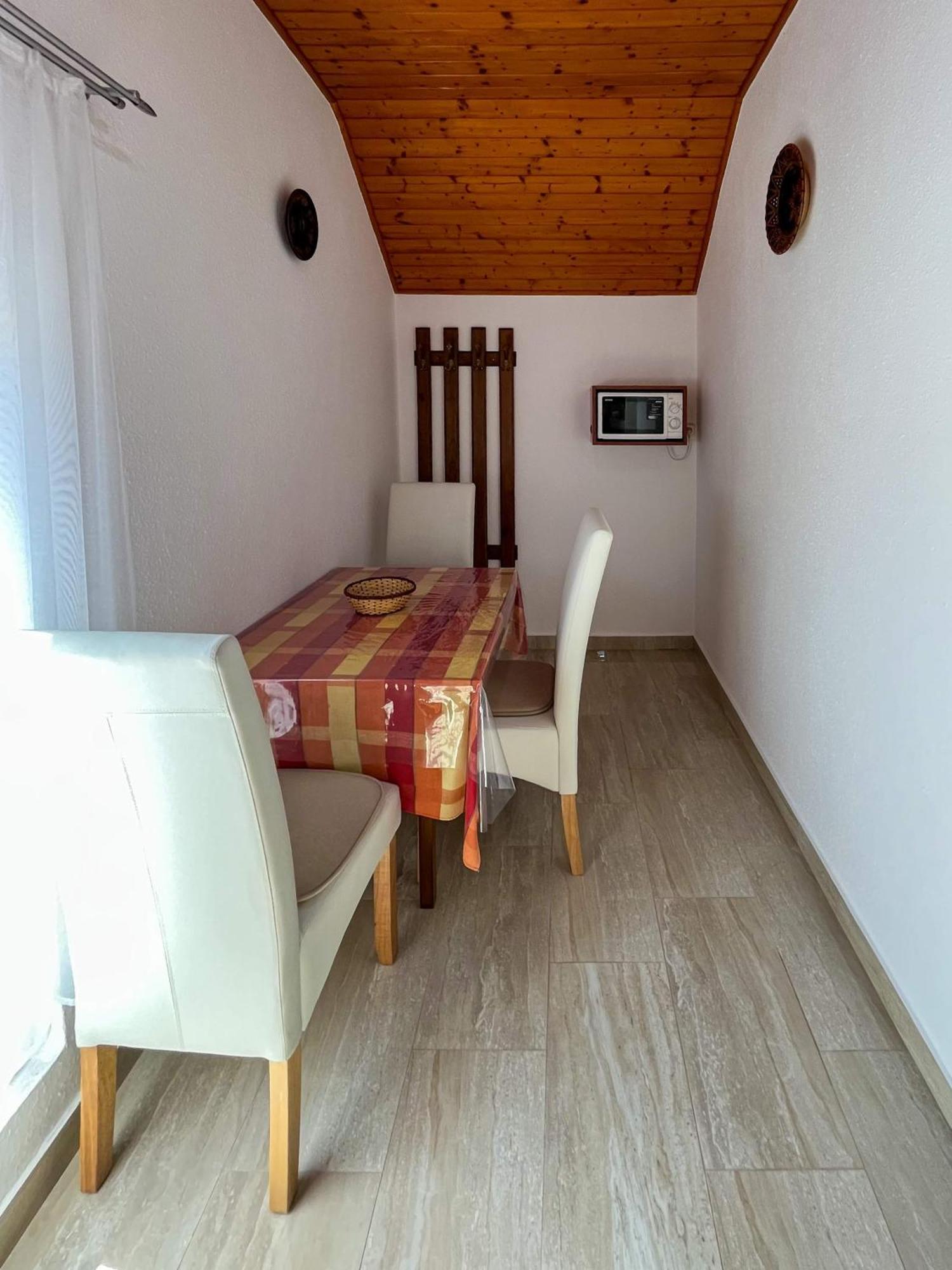 Magyar Apartmanhazak I-Iii. Zalakaros Kamer foto